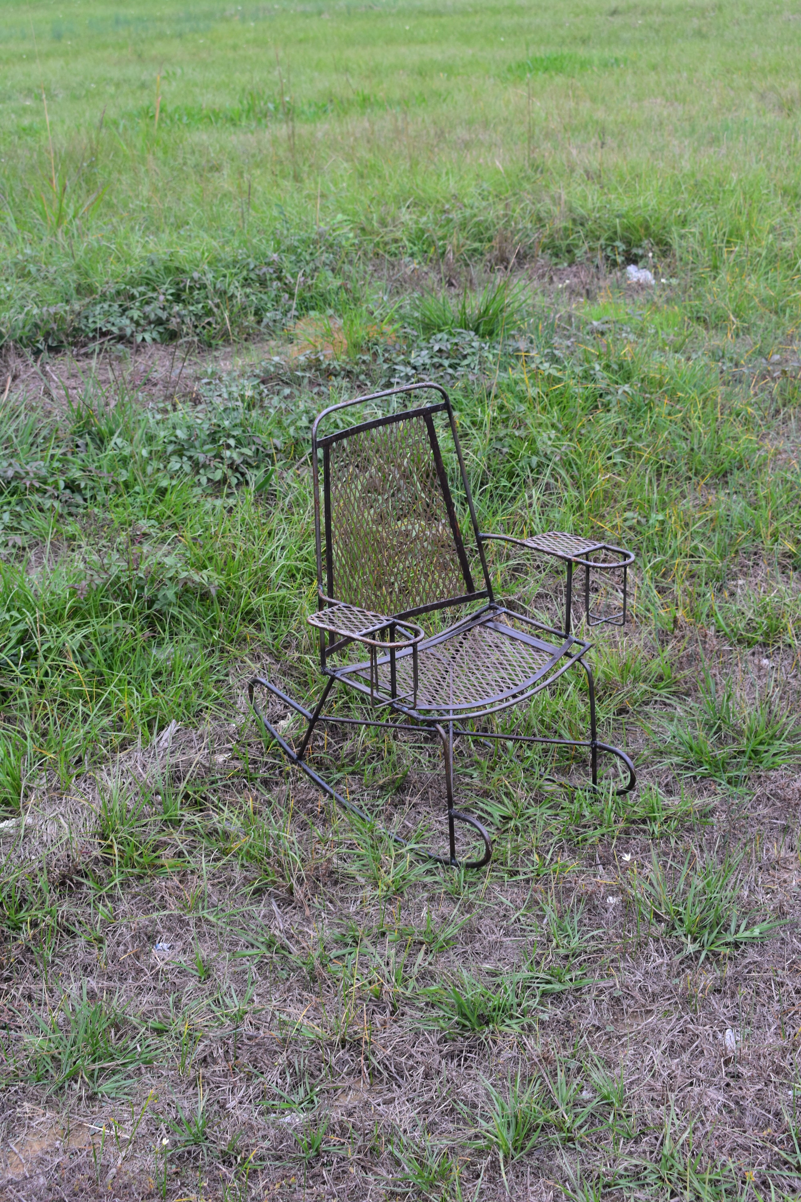 Mexican metal rocking discount chairs